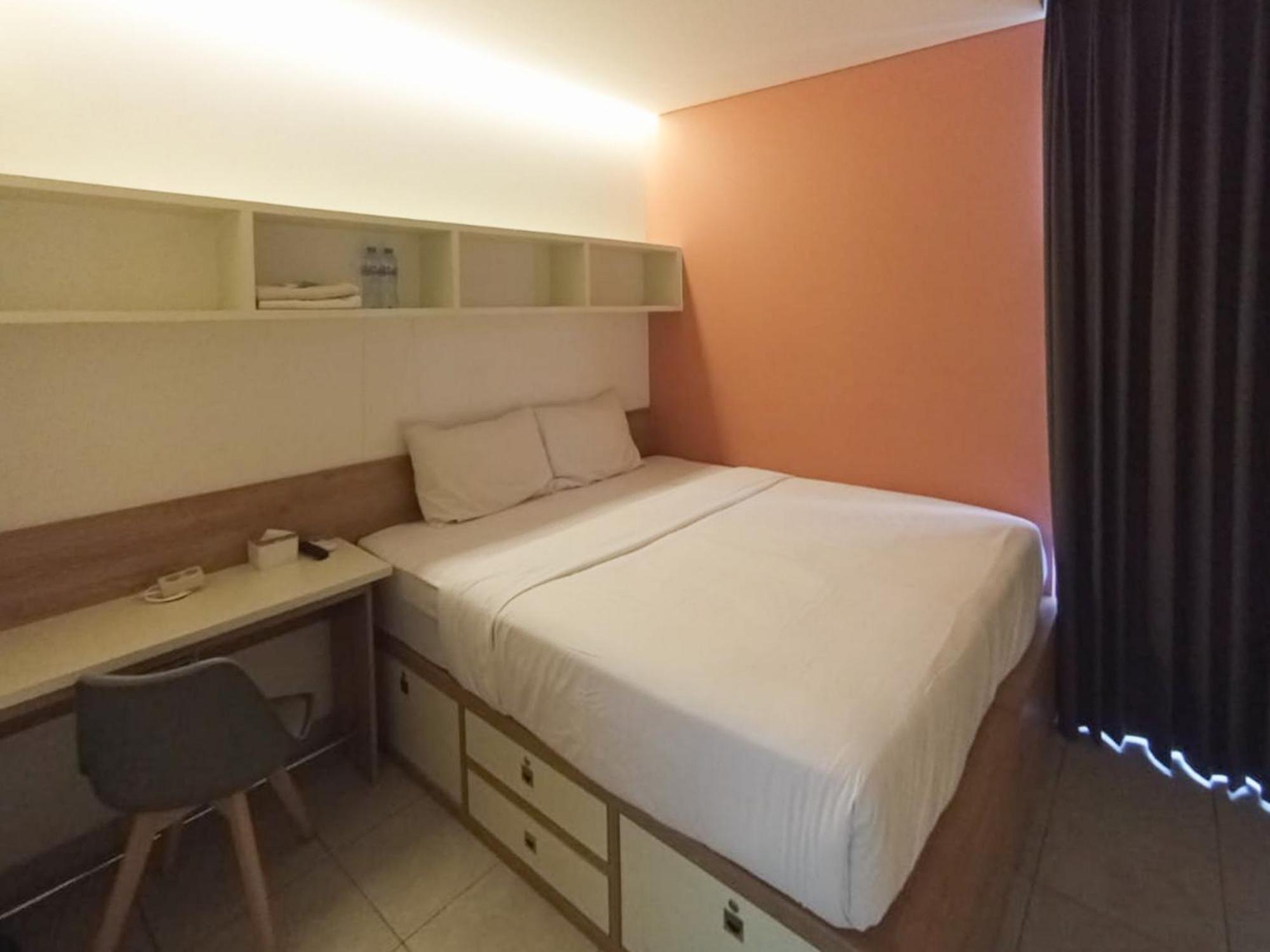 Ofo Kost Premium Kampung Inggris Pare Syariah Mitra Reddoorz Hotell Exteriör bild