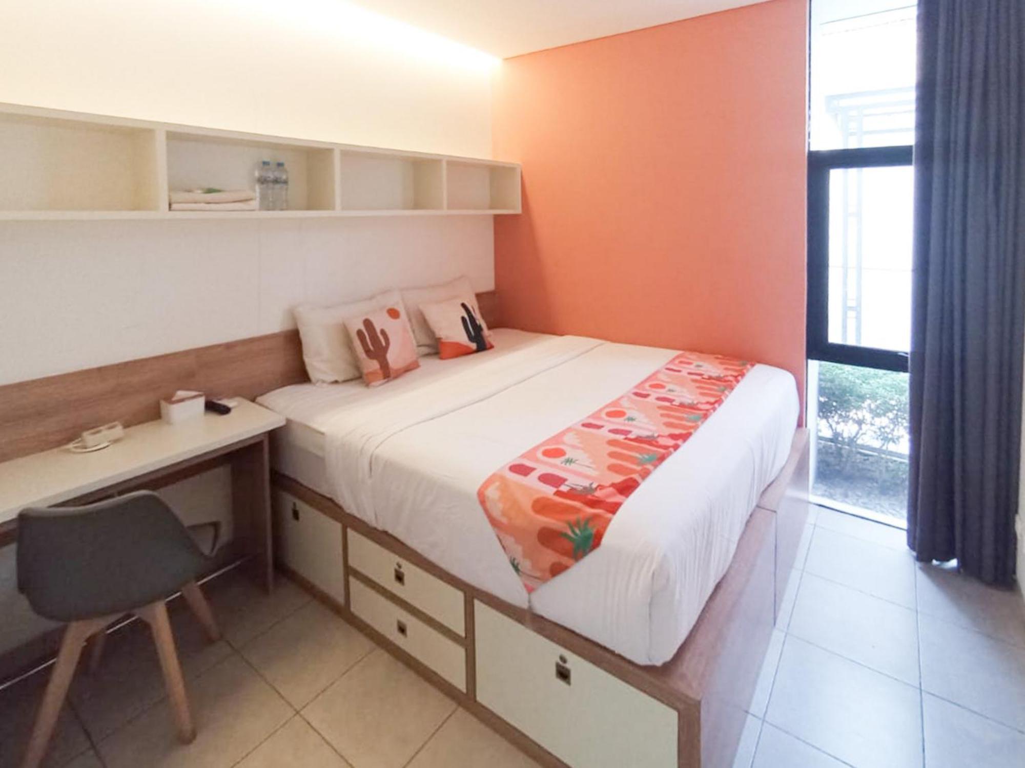 Ofo Kost Premium Kampung Inggris Pare Syariah Mitra Reddoorz Hotell Exteriör bild