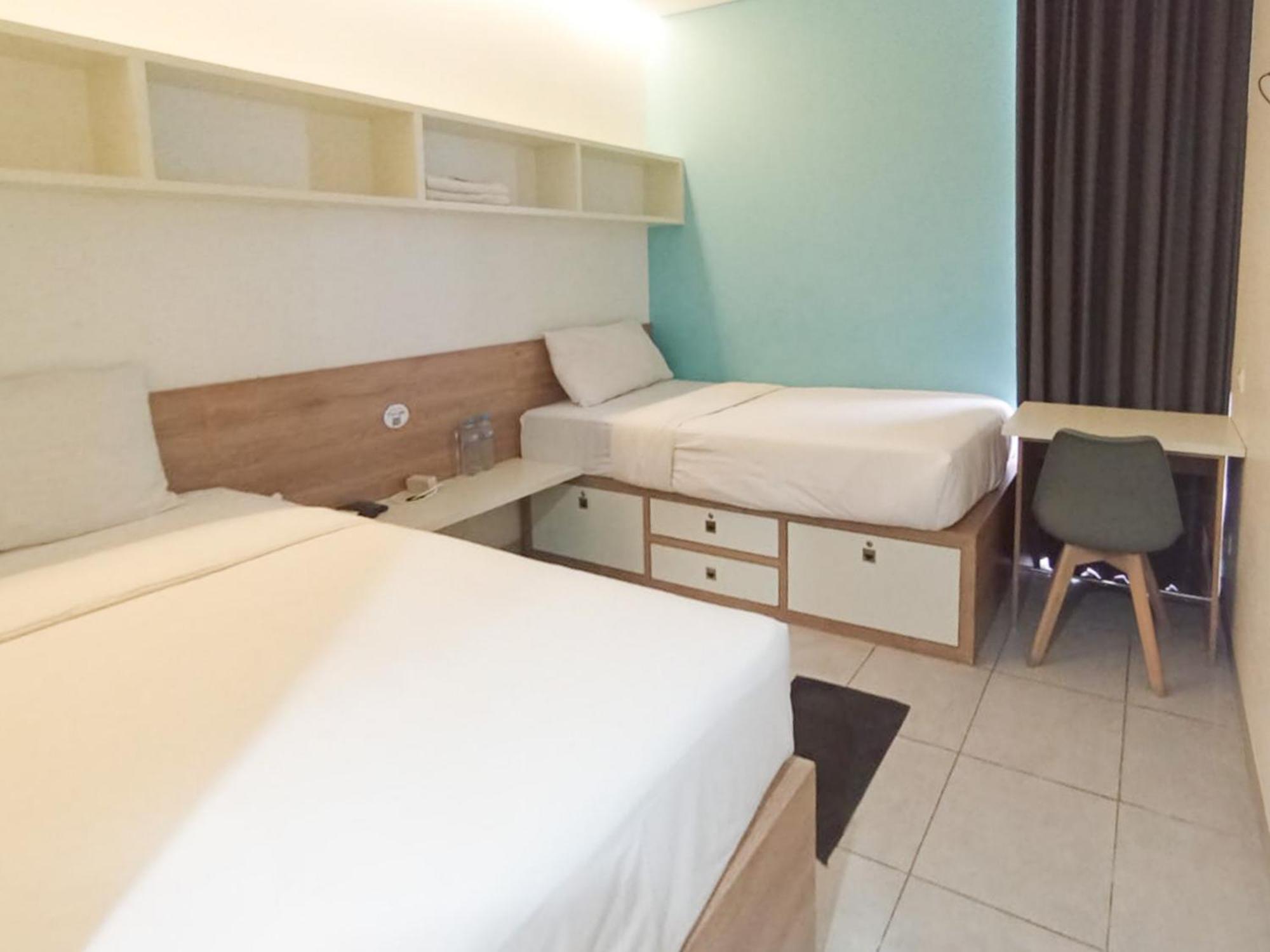 Ofo Kost Premium Kampung Inggris Pare Syariah Mitra Reddoorz Hotell Exteriör bild
